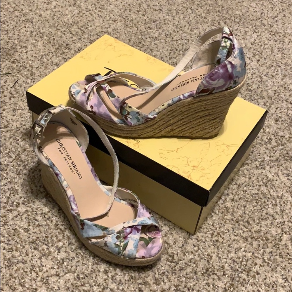 Floral Wedges